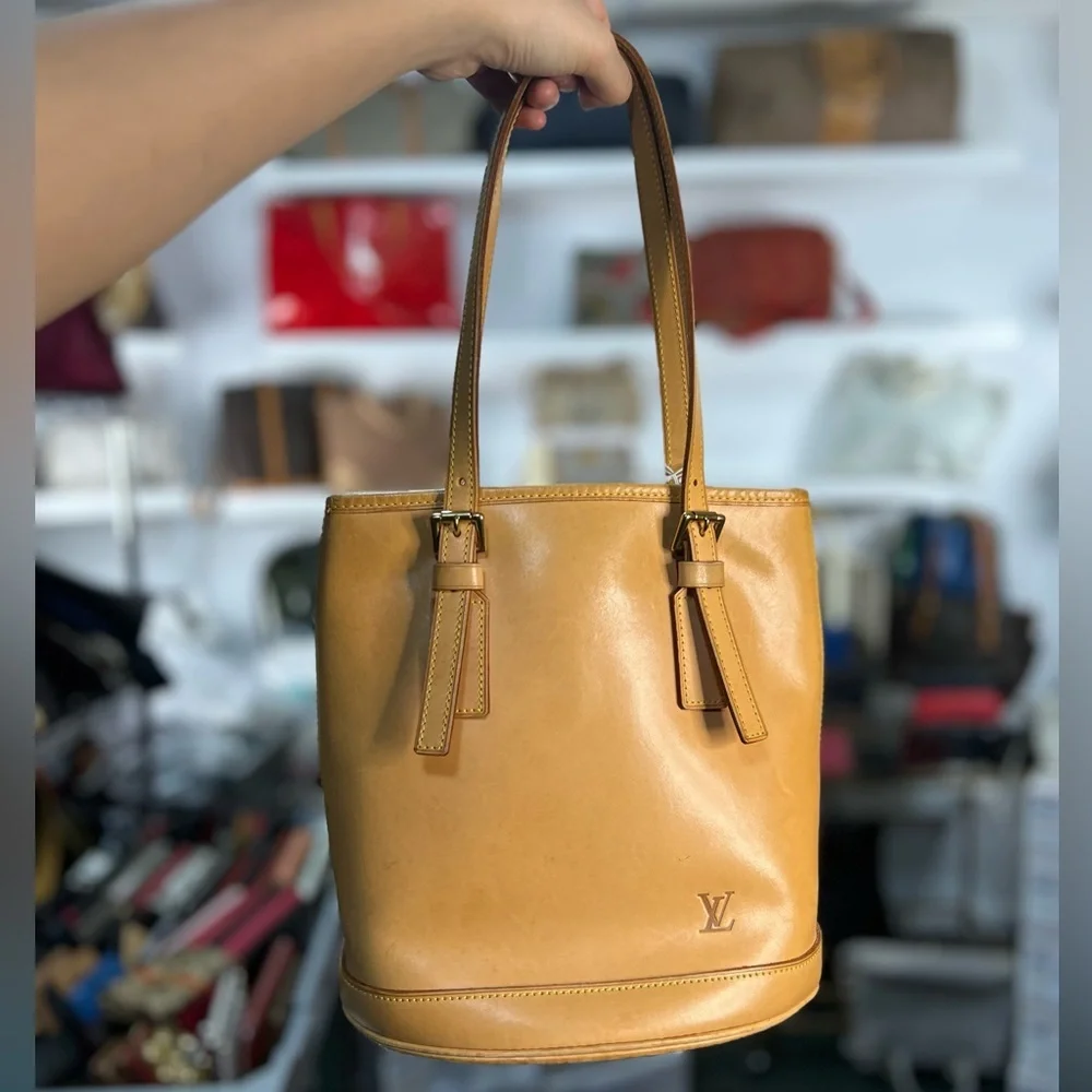 LV Rare Bucket Bag